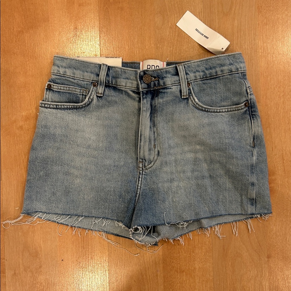 Urban outfitters BDG girlfriend shorts size 28 NWT